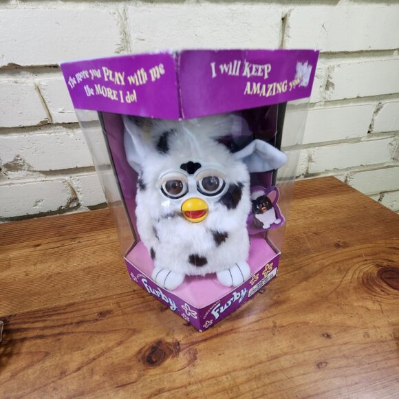 Nwt Orignal Furby in Box Collectible Children Toy - Picture 4 of 4